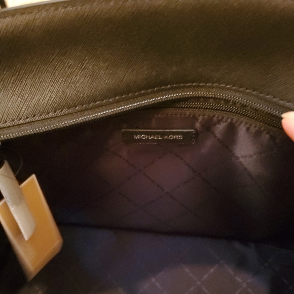 Michael kors Gilly Drawstring Large Top Zip Tote - Picture 8 of 9